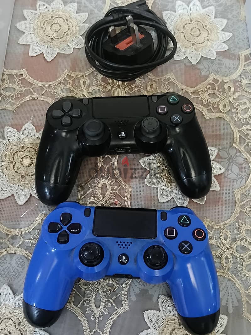 playstation 4 slim 3
