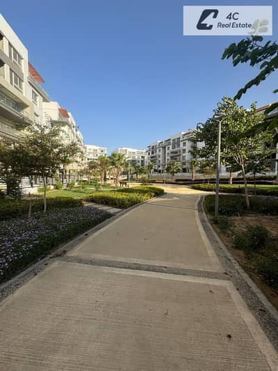 شقة بحري اقل سعر متاح 216 م للبيع  في كمبوند هايد بارك التجمع الخامس hyde park fifth settlement new cairo