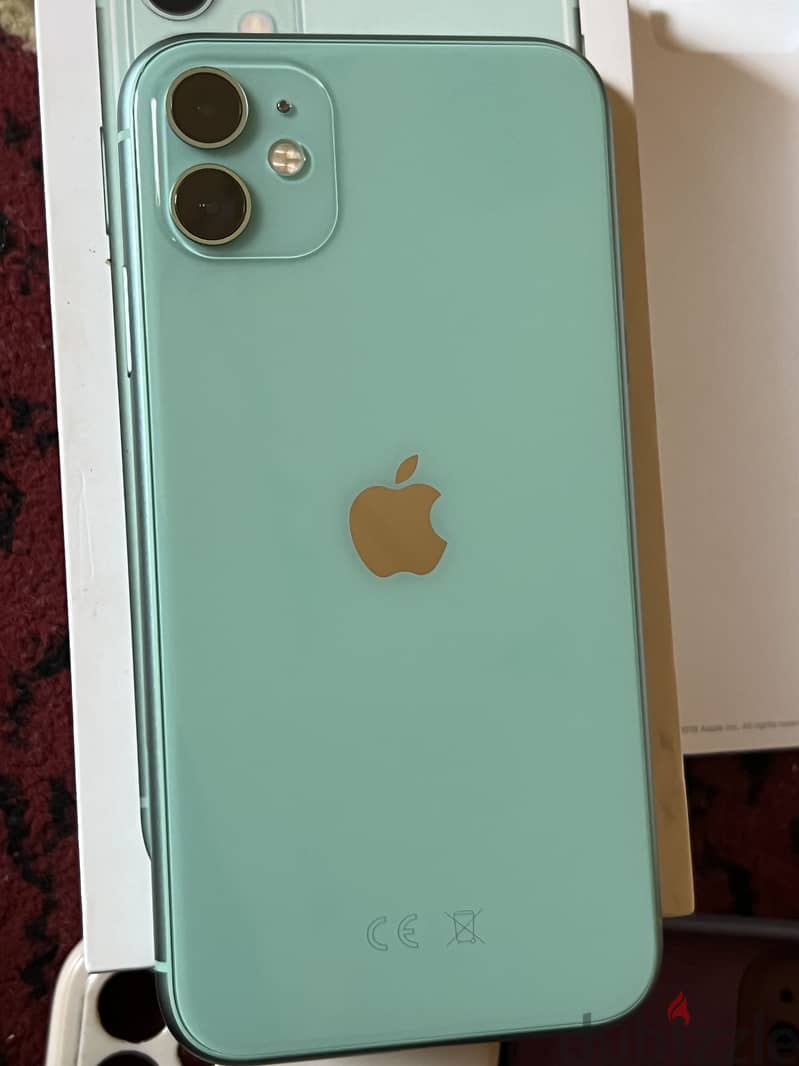 iPhone 11 128 zero 8