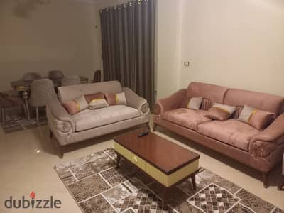شقة مفروشة للإيجار في وصال ريزيدنس | 160م | 3 غرف نوم | 3 حمامات | فيو جاردن غير مجروح | موقع مميز داخل الكمبوند