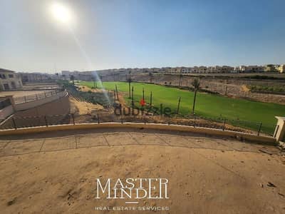 تاون هاوس للبيع في موقع مميز استلام فوري و متشطبة بالكامل فى اب تاون كايرو اعمار مصر
