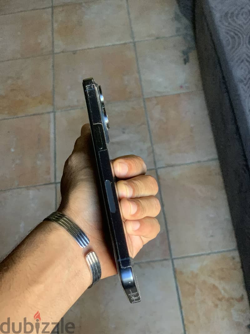 Apple - iPhone 15 Pro Max 4