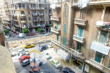 Licensed administrative office for rent, directly on the tram line