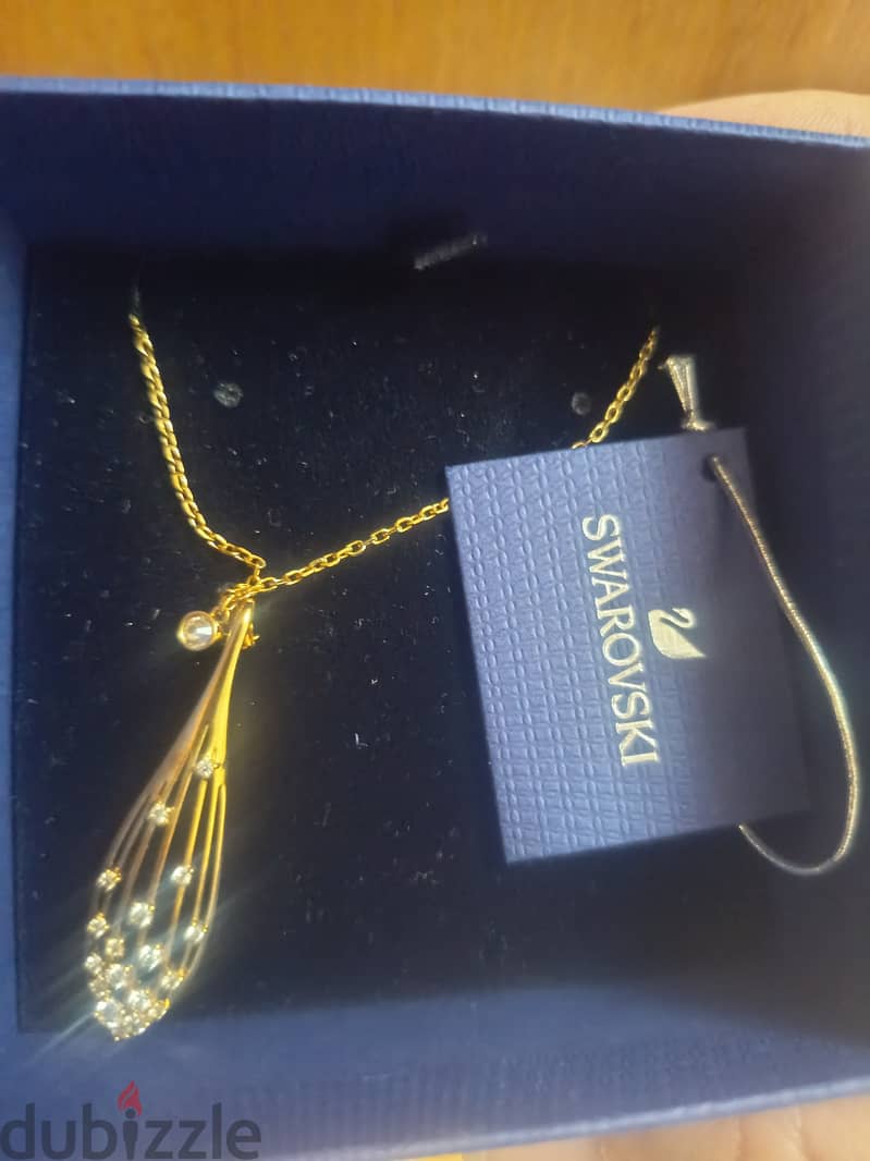 Swarovski necklace 2