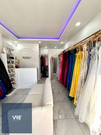 Shop suitable for all activities, 61 square meters, in Town Center Mall, Shorouk. Immediate occupancy with only a 60% down payment.