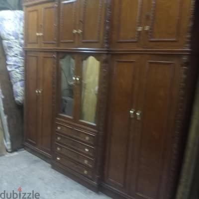 دولاب عربي بلكار 6دلف عموله خشب زان بحاله ممتازه جدا
