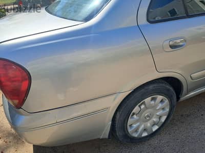 Nissan Sunny 2008
