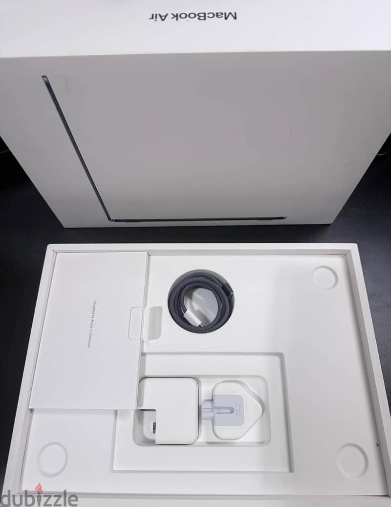 MacBook m3 6