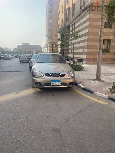 دايو لانوس للبيع