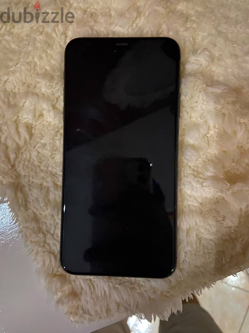 Apple - iPhone 11 Pro Max 2