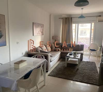82 sq m furnished apartment for rent in Madinaty B7, prime location near South Park and traffic.