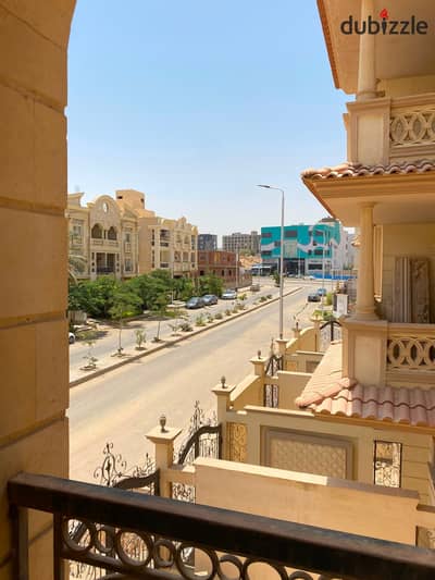 من المالك دوبلكس بجاردن900 م للبيع 5 غرف نوم استلام فوري بالقرنفل 10 بأميز لوكيشن فيو جاردن بالقرب من الرحاب في أميز لوكيشن  بالتجمع الخامس