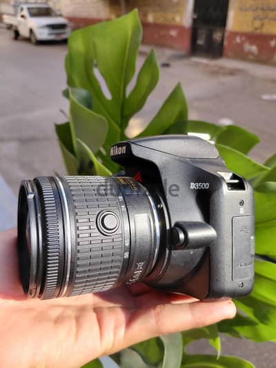 Nikon D3500