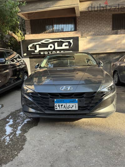 هيونداي إلينترا 2022