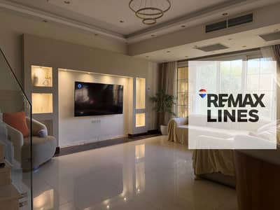 For sale, a classic model J villa in Madinaty, a twin house at a special price, close to the South Park, near the Grand Mosque, Madinaty Club, and the Central Park.