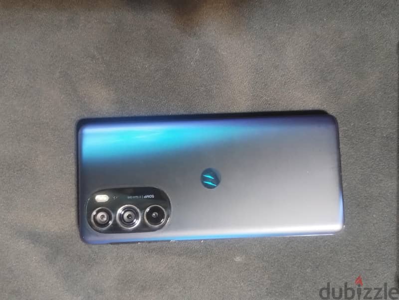 moto edge 30 pro 1