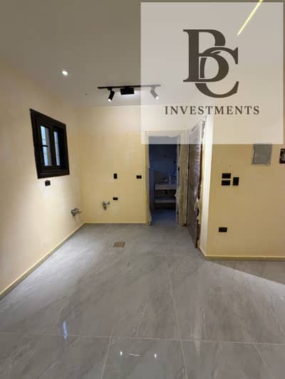 At the lowest price in the real estate market, a one-bedroom studio for sale in the best locations of Sharouk City