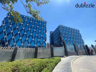 Office for rent 105 m in the Fifth Settlement on the Northern 90 Cairo Business Plaza