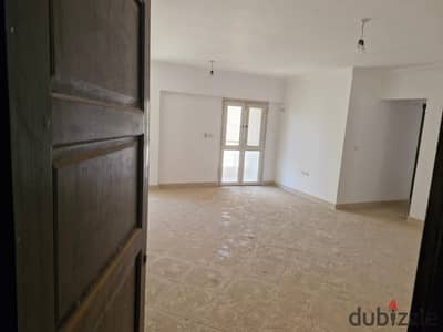 Apartment for rent empty in the third gathering, Sakan Egypt, Series 10, very distinguished location