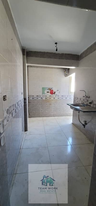 An excellent opportunity for sale and for those interested in real estate financing in the heart of Sheikh Zayed! A distinctive, fully furnished apart