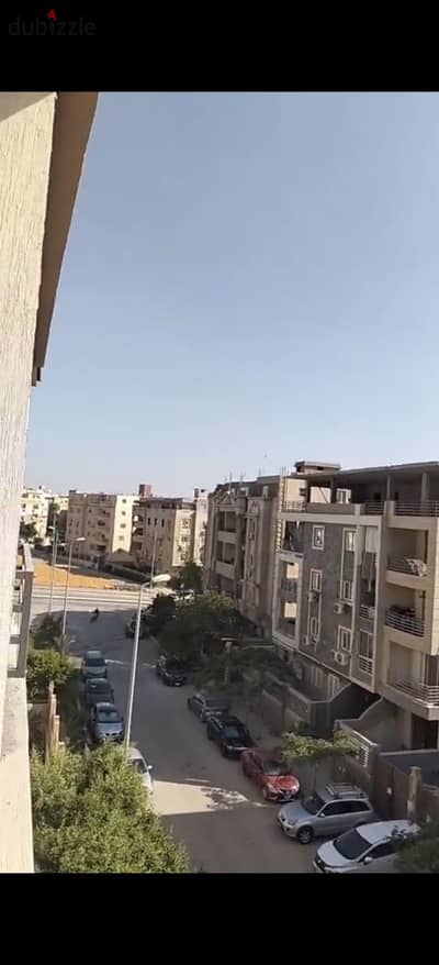 للبيع فرصة ذهبية شقة بجوار بيفرلى هيلز بعمارة جديدة وشيك جدا واسانسير 205متر