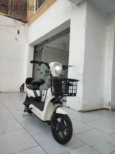 سكوتر كهرباء 450 وات - Electric Scooter Volt 450