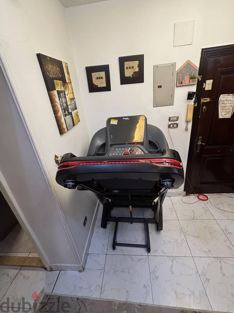 Treadmill - used for 2 months 4