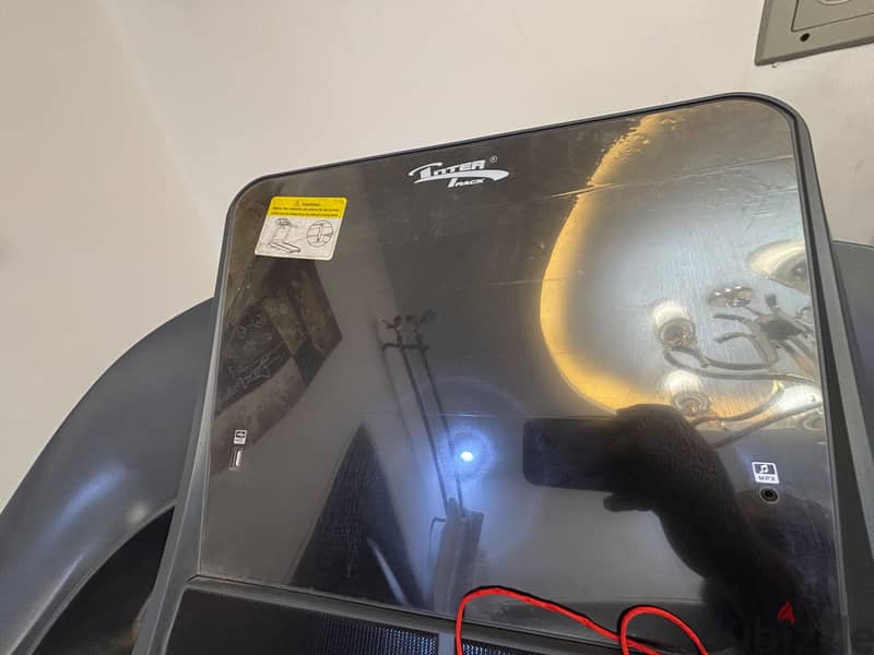 Treadmill - used for 2 months 6