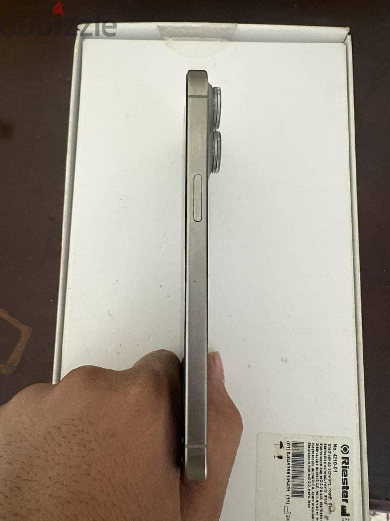 Apple - iPhone 15 Pro Max 3