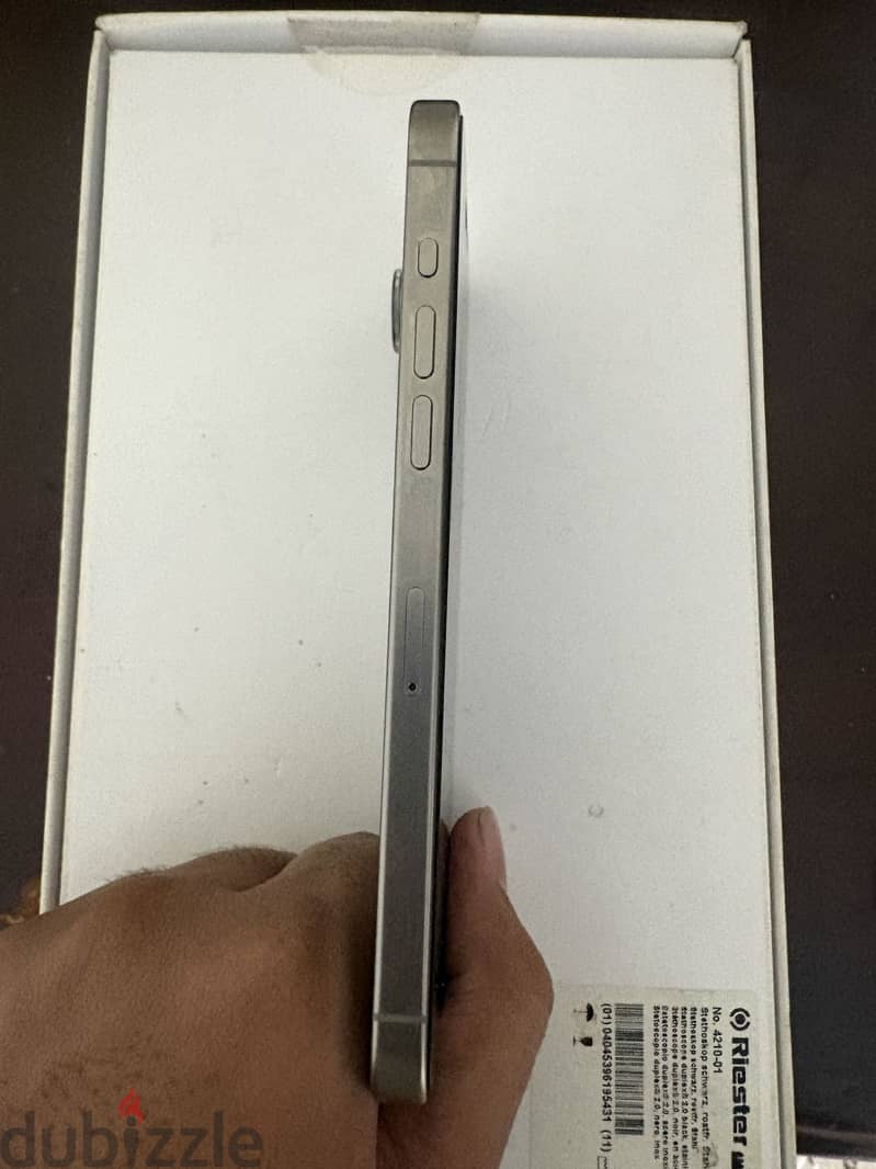 Apple - iPhone 15 Pro Max 4