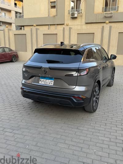 رينو اوسترال 2025
