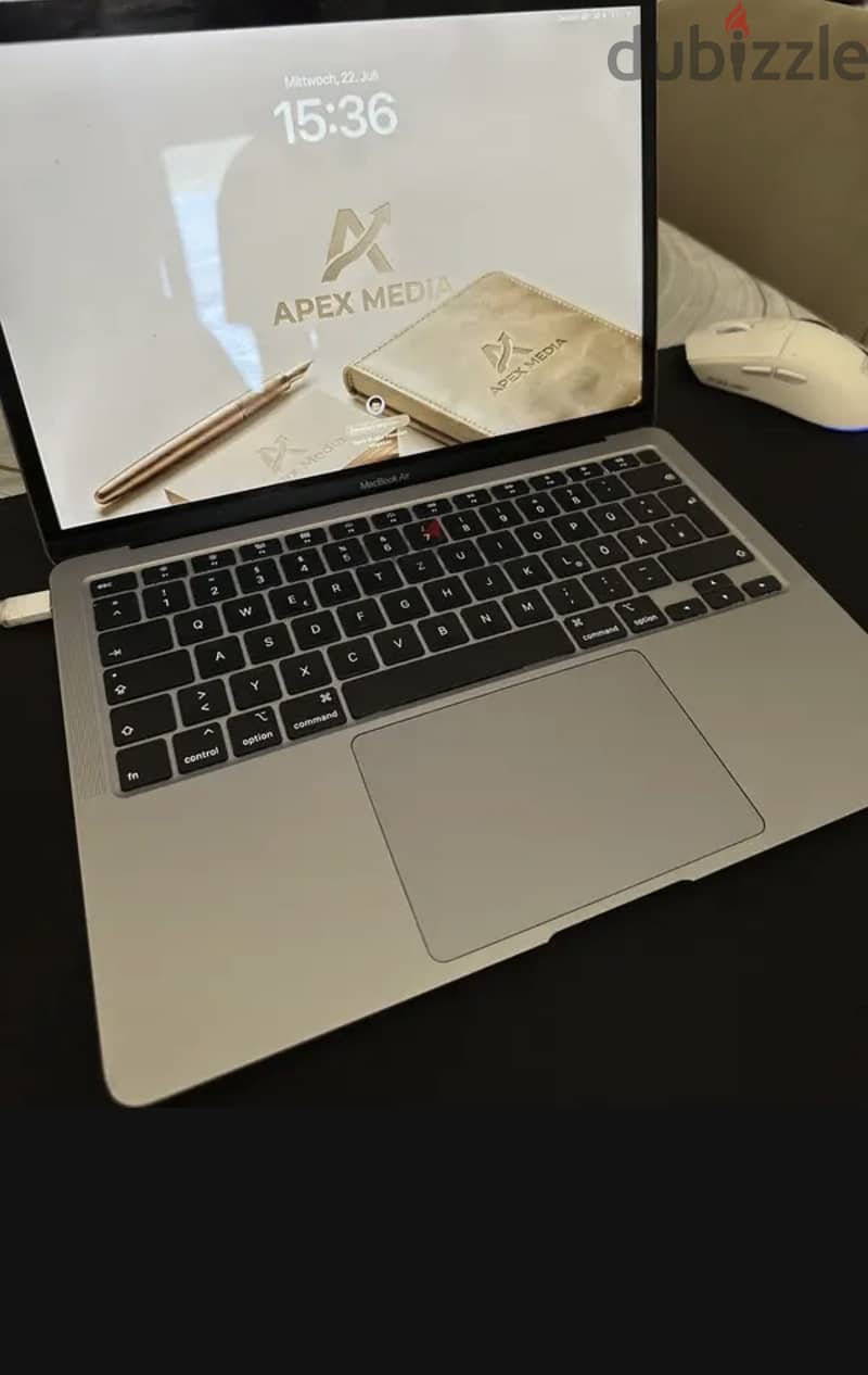 MacBook Air i3 2