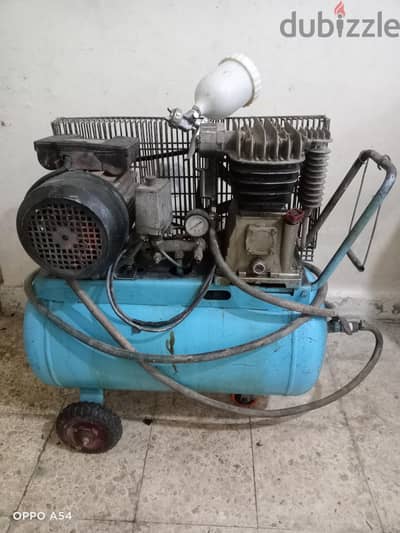 كمبروسر هوا في حاله جيده