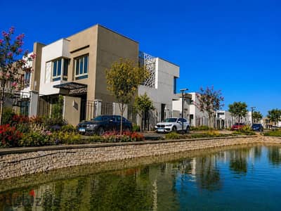 Villa Town House 18 Months Delivery In Badya Palm Hills October Cash 307,890