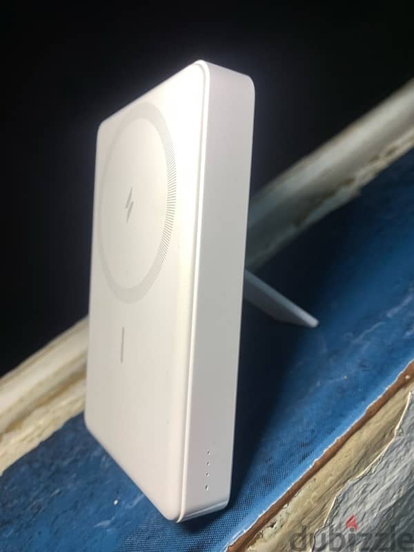 anker wireless powerbank 633 1