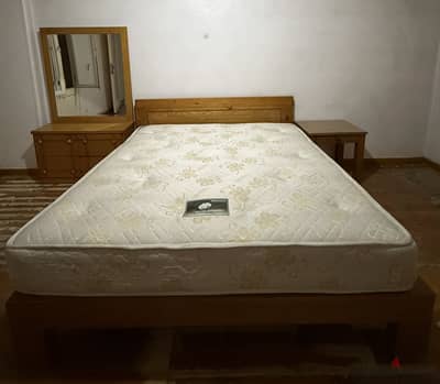 Wooden Bed with mattress and commode - سرير خشب بالمرتبة و الكومودينو