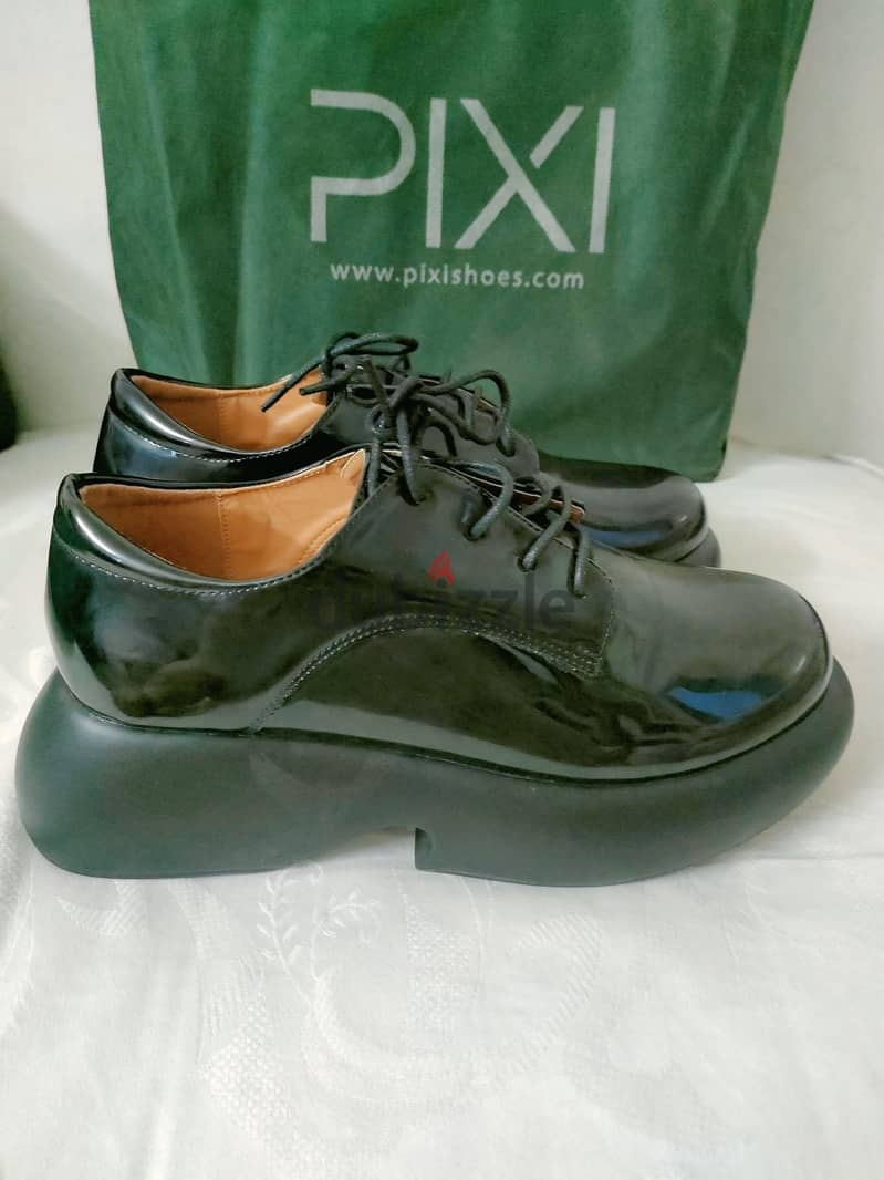 PIXI shoes 1