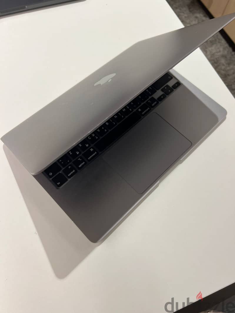 MacBook Air 1