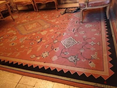 موجود سجاده مودرن بحاله ممتازه مقاس ٢ونص في ٣ ونص