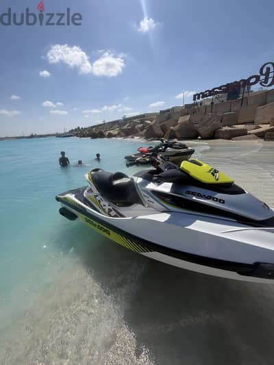 See do jet ski RXT300