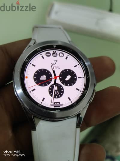 ساعة samsung galaxy watch 4classic 42 mm