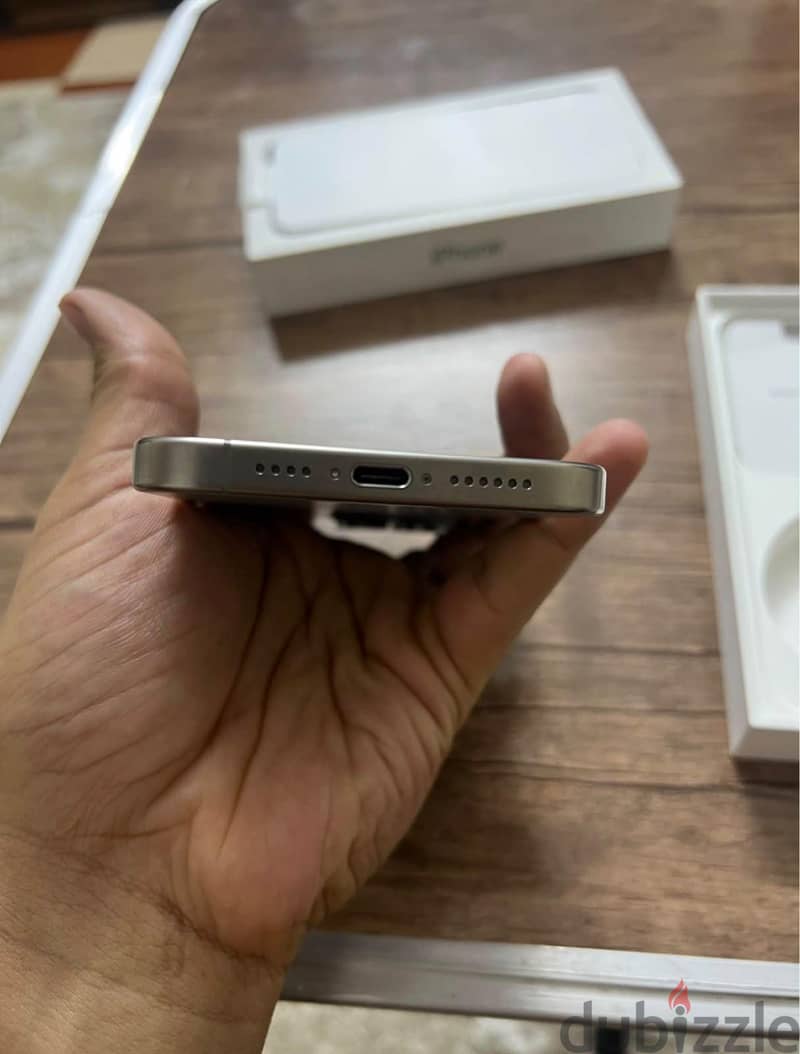 Apple - iPhone 15 Pro Max 5
