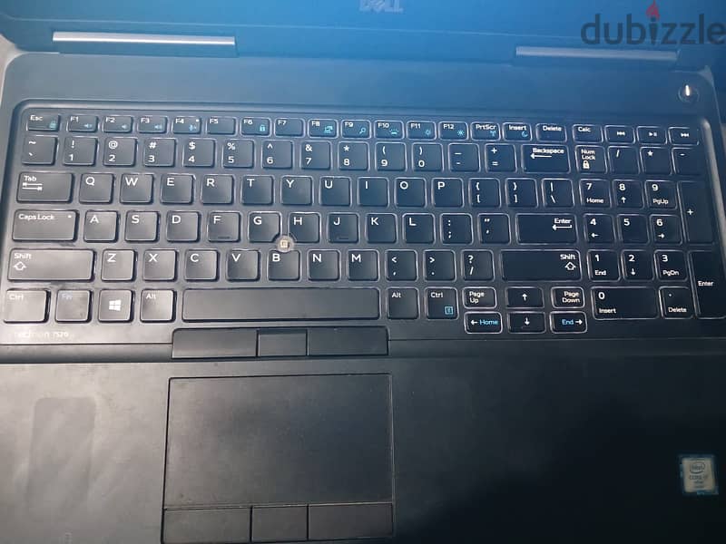 dell percision7520 1