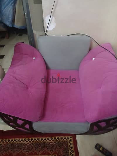 انتريه + كنبه سرير + نيش + ترابيزه سفره صغيره