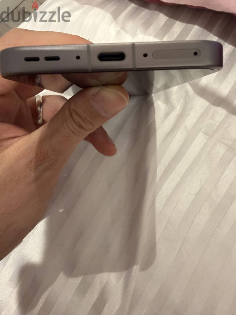 OPPO Find X9 Pro 4