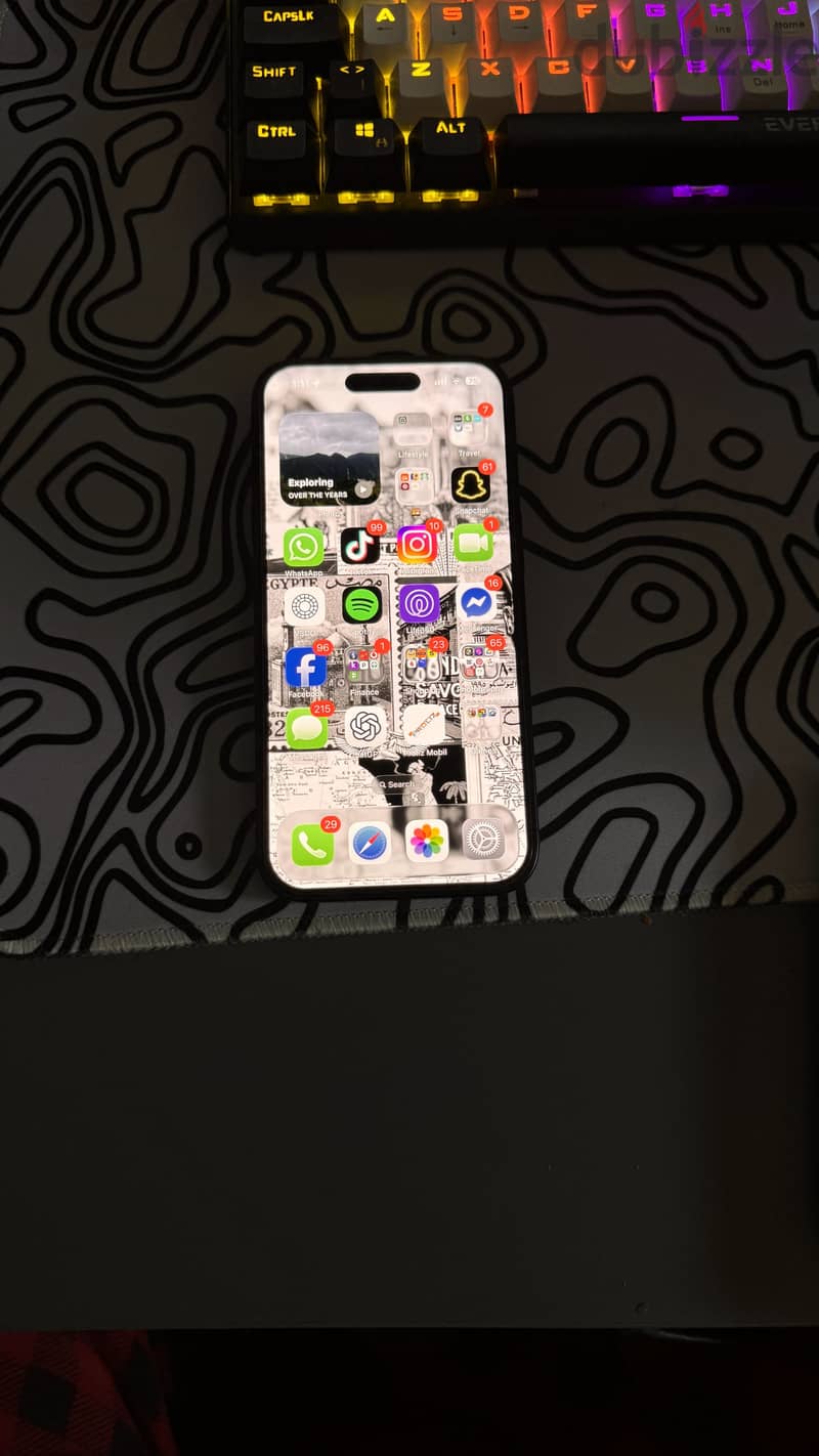 Apple - iPhone 15 4