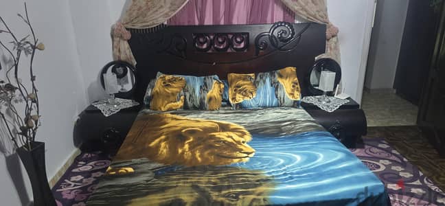 غرفه نوم كبيره وكامله