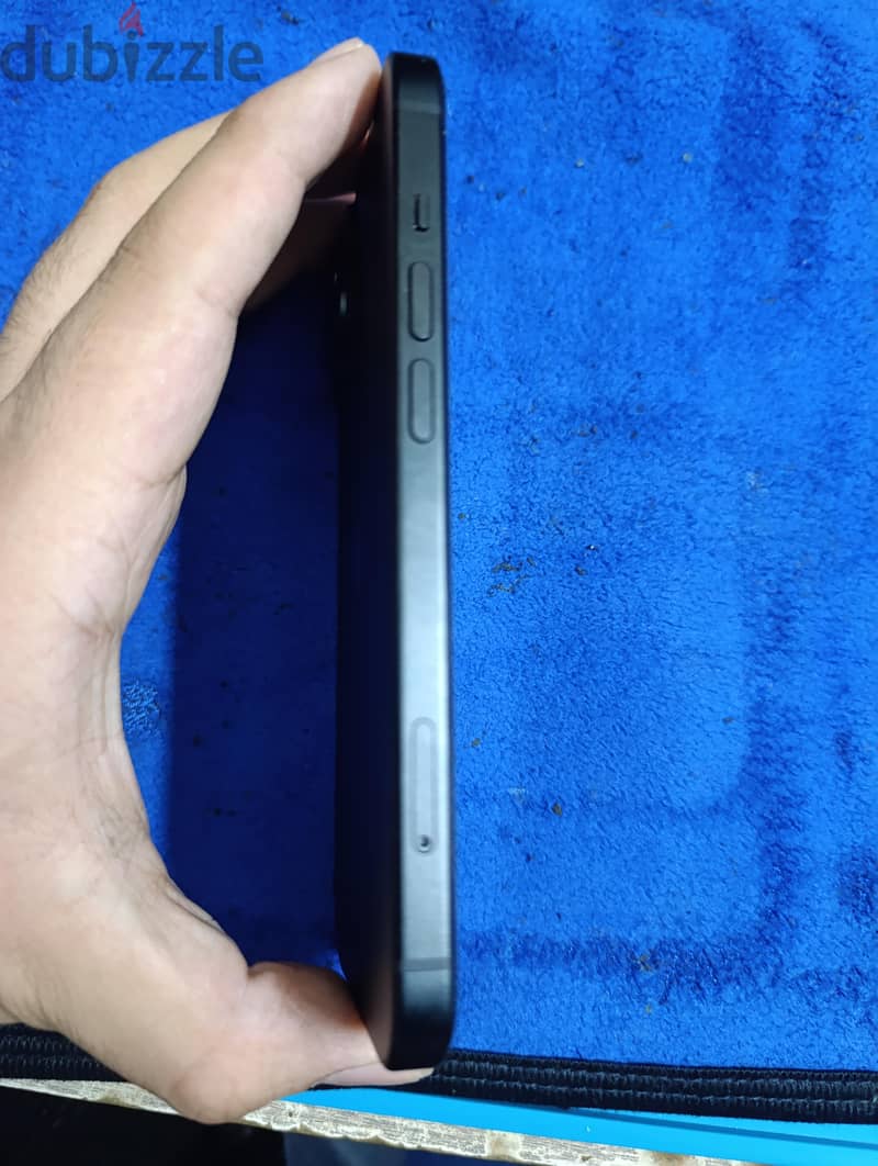 Apple - iPhone 15 2