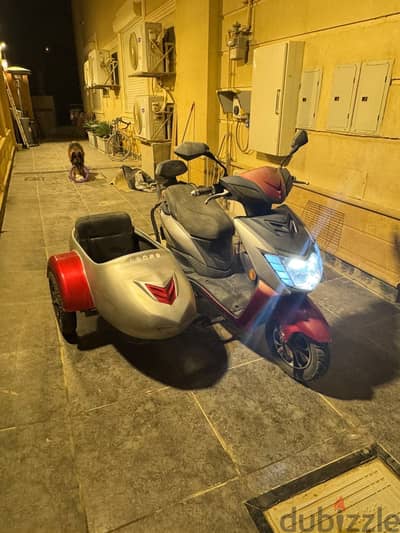 Glide electric scooter