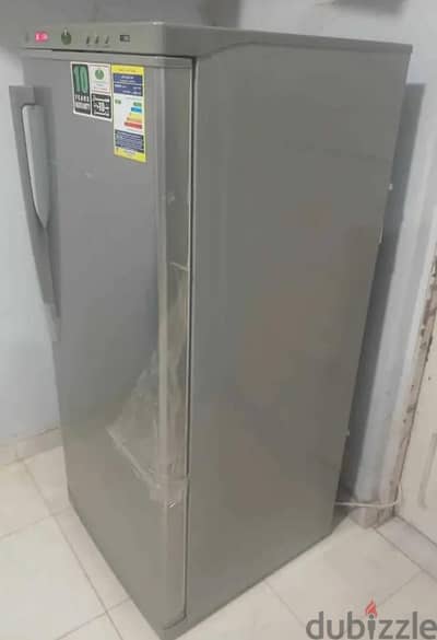 ديب فريزر كريازى 5درج نوفروست استعمال 4سنين